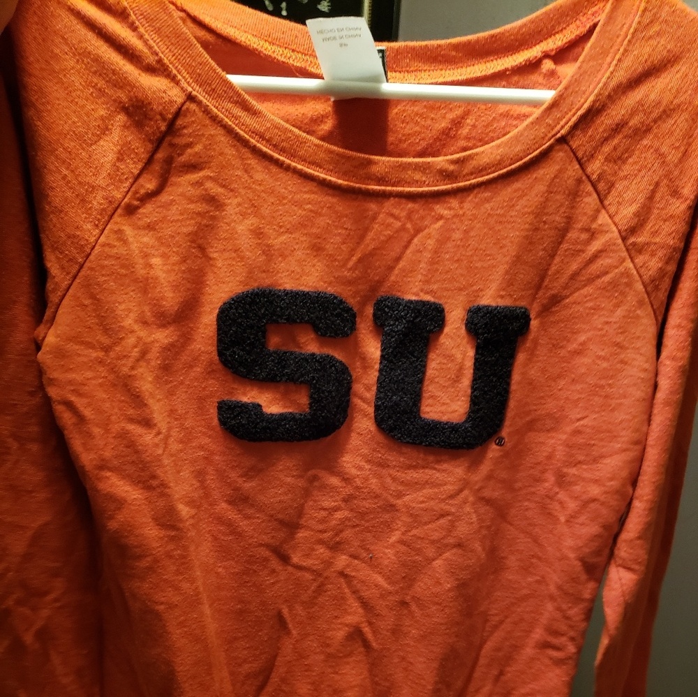 Light weight sweat shirt